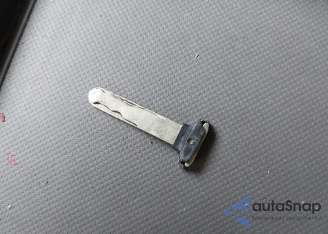 2011 Honda Cr-V Lx z USA, uszkodzony, nr VIN 5J6RE4H3XBL121760